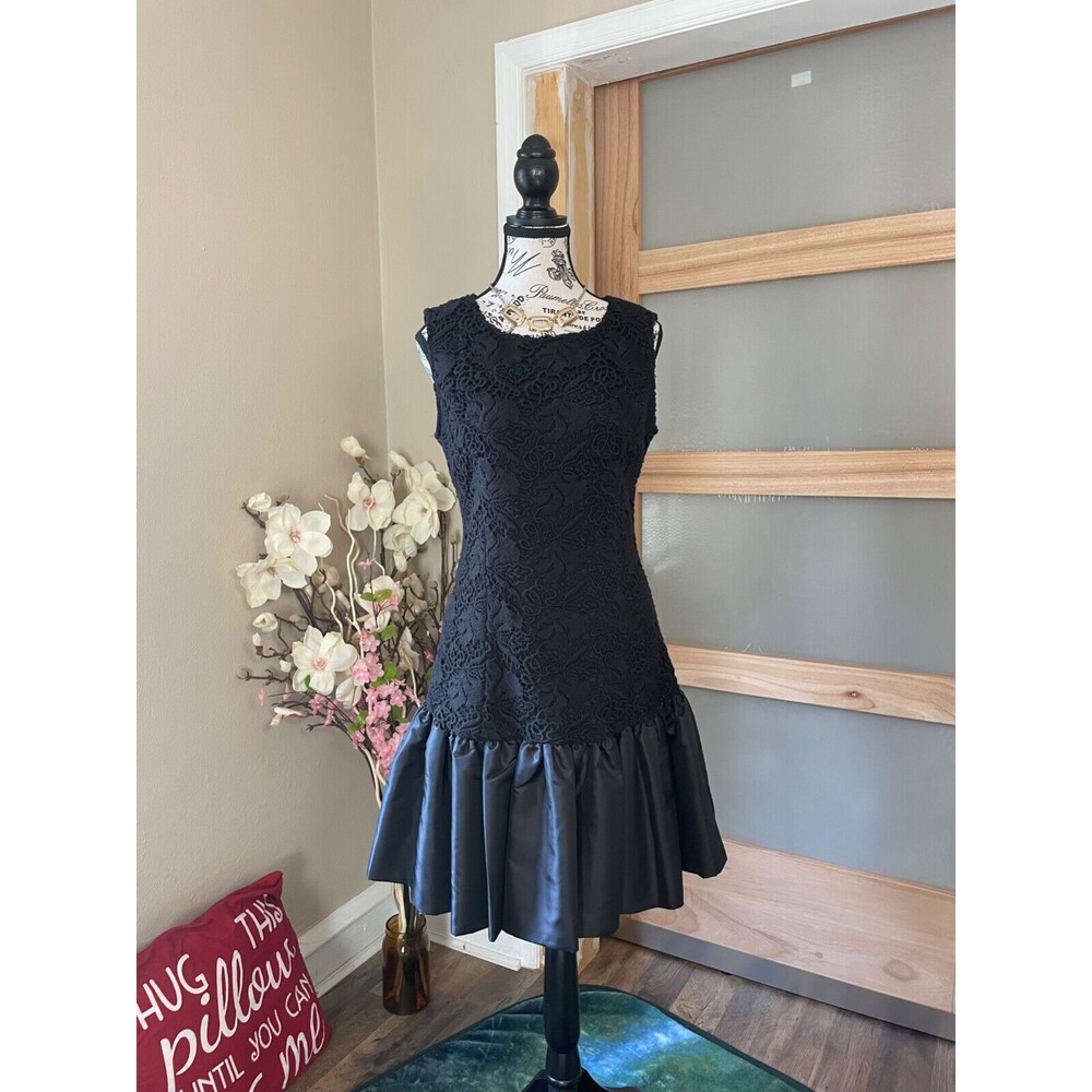 Samuel Dong Women Dress Small Black Mini Sleeveless Ruffle Bottom Fit & Flare